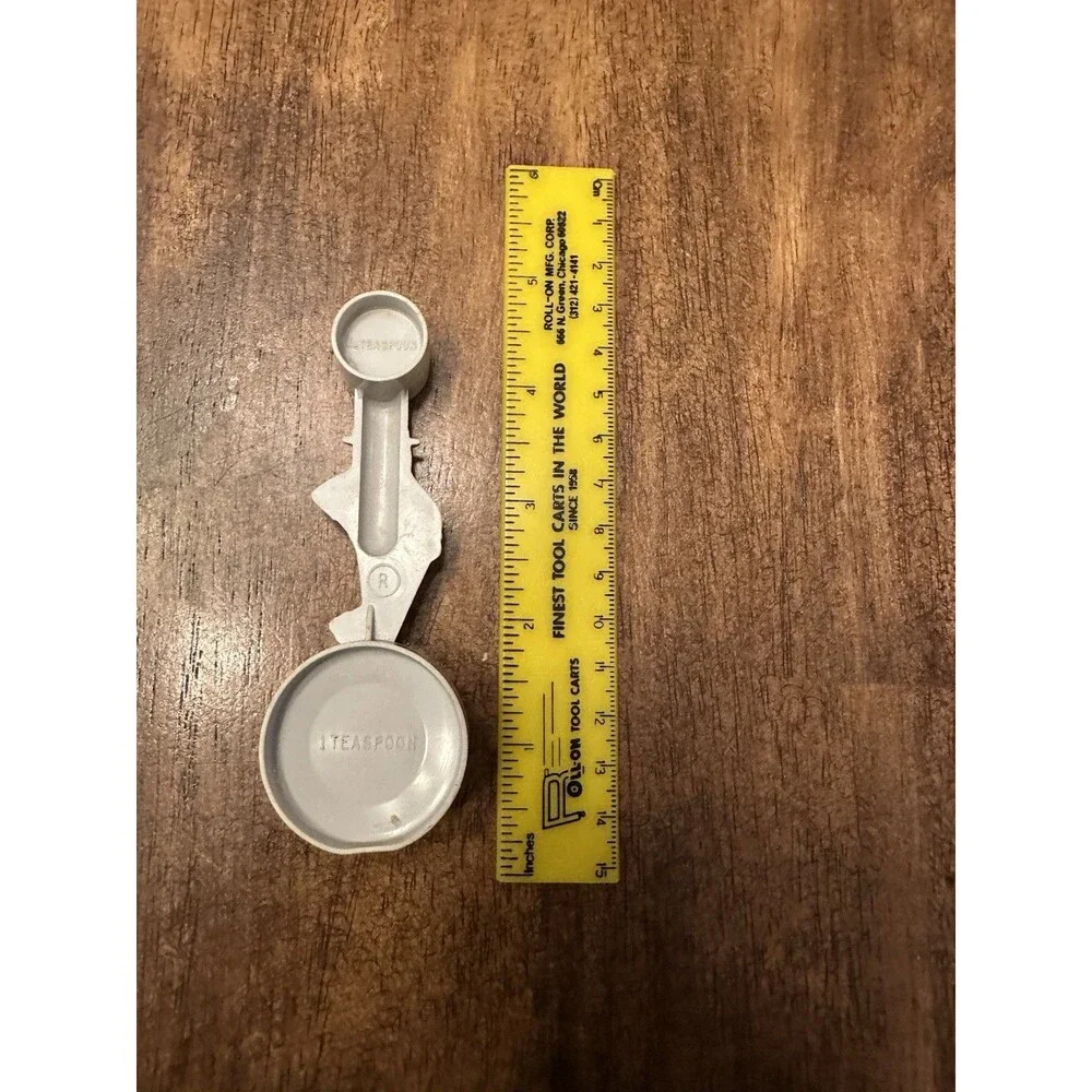 Vintage Planters Mr Peanut 4-in-1 Measuring Spoon Kitchen Gadget Advertising